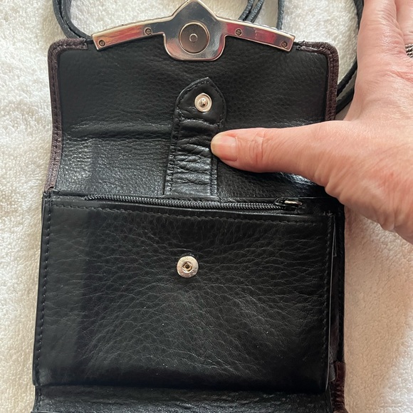 Brighton mini crossbody wallet. - Picture 5 of 15